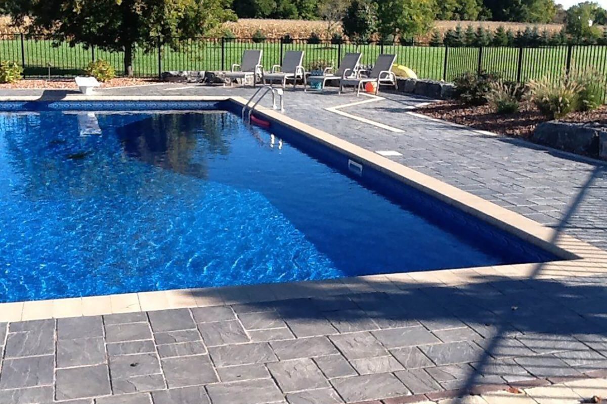 Luxury pool design