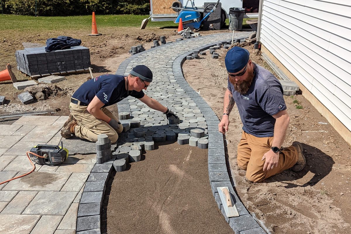 Hunter Springs landscaping crew